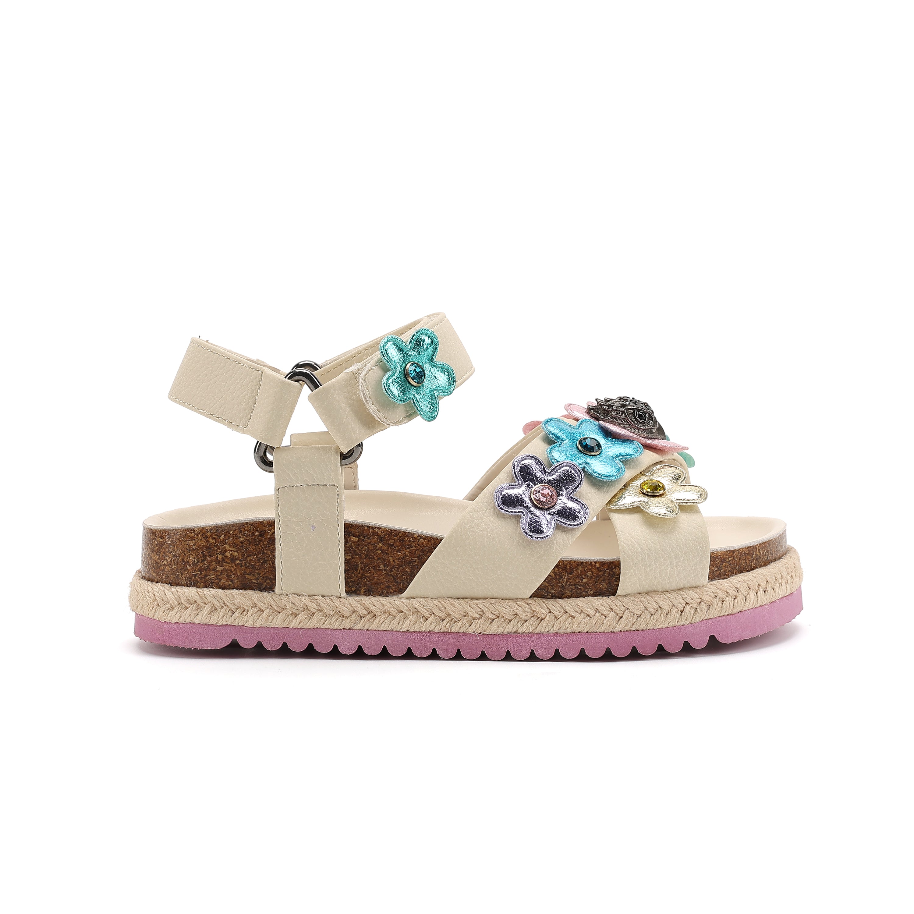 花 mumu. Kurt Geiger Mini Kensington Flower Sandal | Big Kid's | Stride Rite