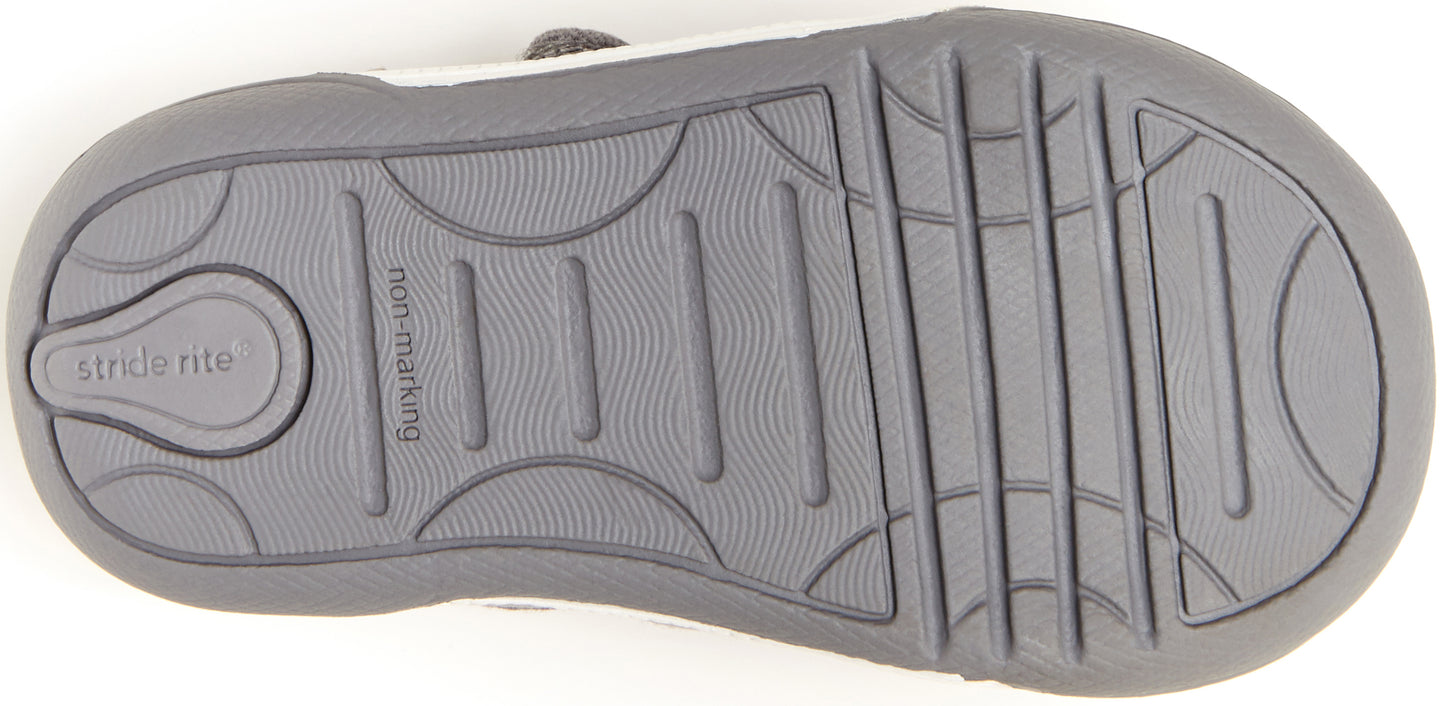 hadley-20-sneaker-sandal-littlekid-grey__Grey_7