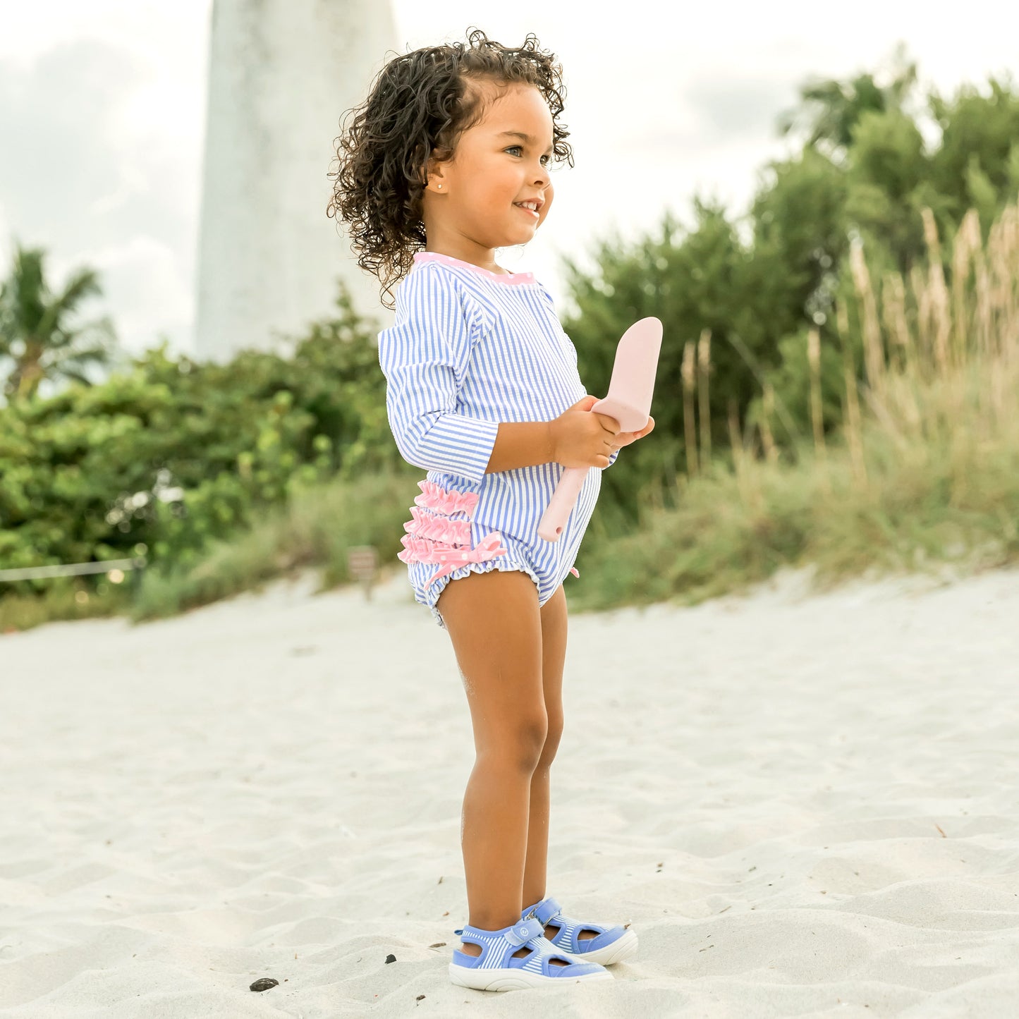 stride-rite-360-x-rufflebutts-wave-sneaker-sandal-littlekid-blue__Blue_11