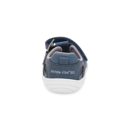 amos-30-sneaker-sandal-littlekid-navy__Navy_3
