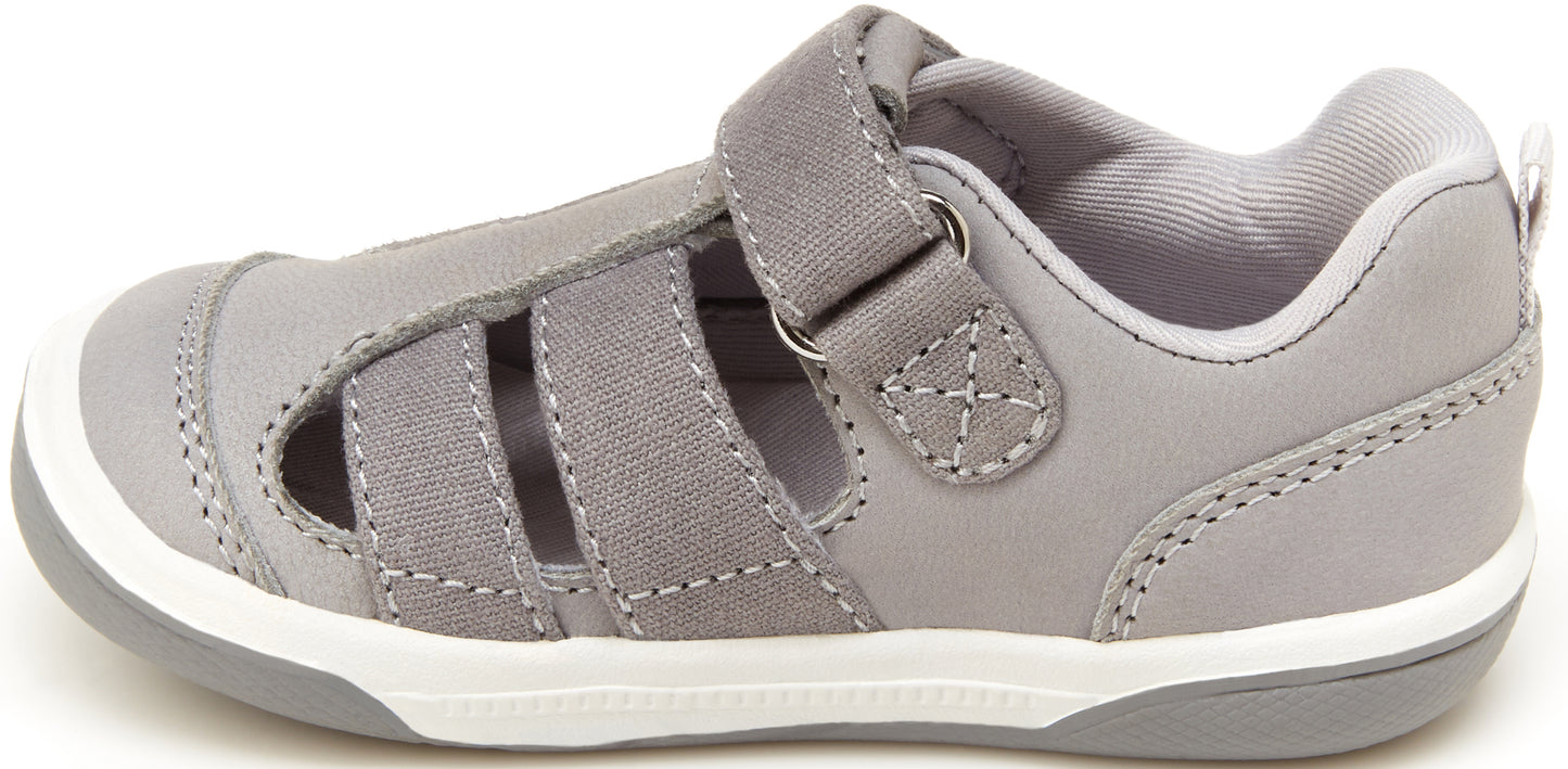 hadley-20-sneaker-sandal-littlekid-grey__Grey_4
