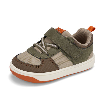 Addison Sneaker - Little Kid Brown