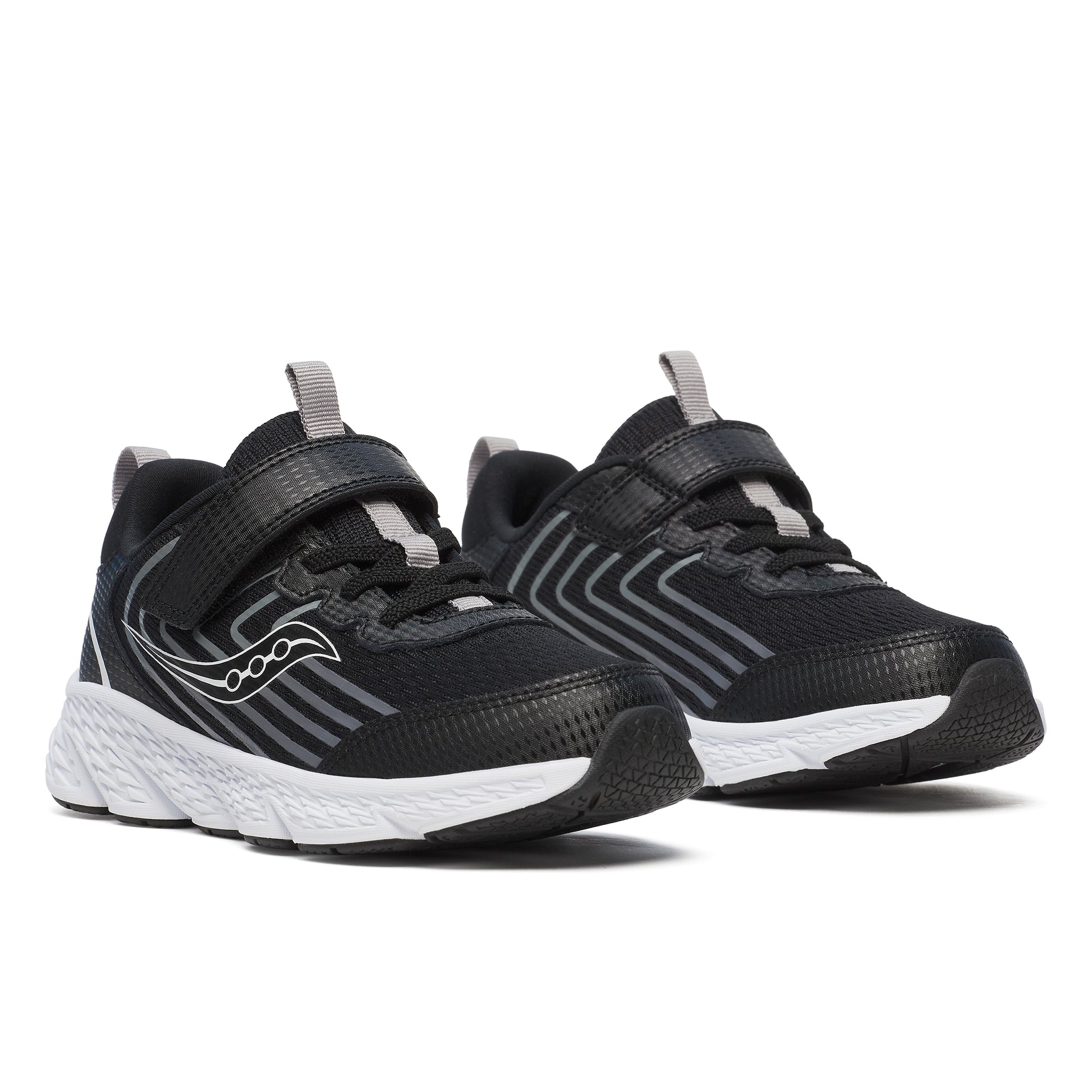 wind-30-ac-sneaker-bigkid__Black/White_2